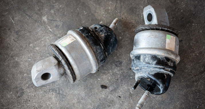 Volvo Motor Mount Replacement
