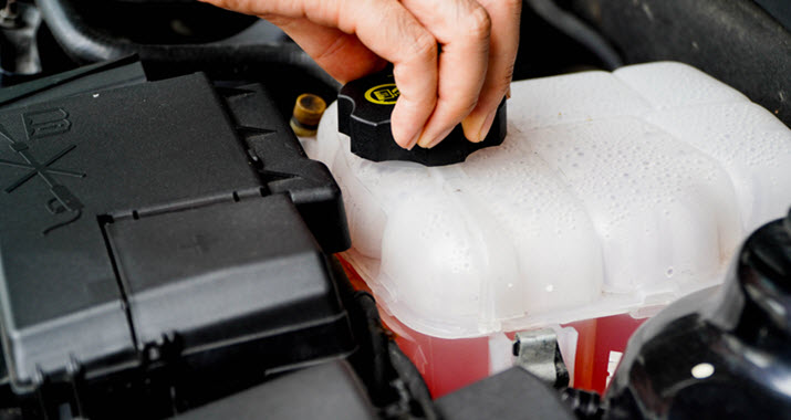 MINI Radiator Expansion Tank Check